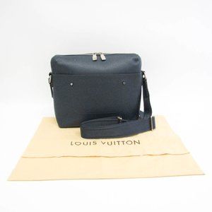 Louis Vuitton Grigori Black Leather shoulder